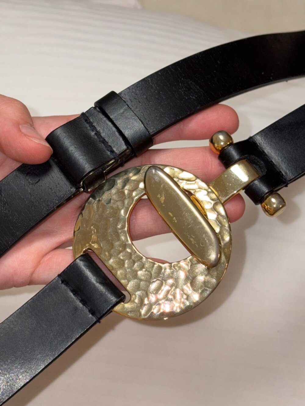 ~90s Chicos Hammered Gold Circular Buckle Adjustable Leather Belt 24-42 M/L y2k